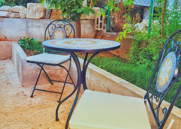 Kala House - Brand New!! 度假居 *